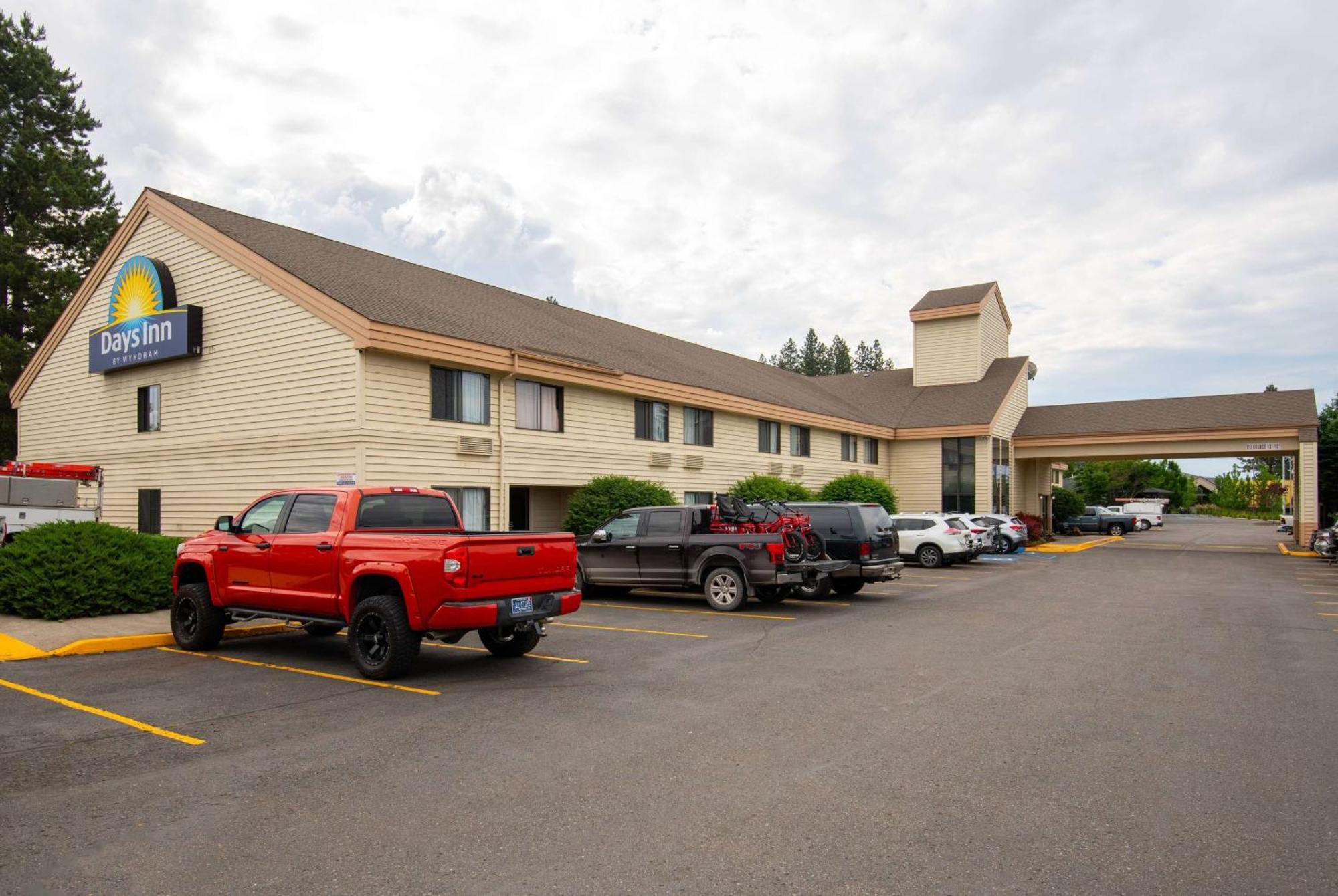 Days Inn By Wyndham Coeur D'Alene Exterior photo